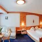 St-leonhard Hotel 3*