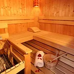 Hotel St-leonhard 3*