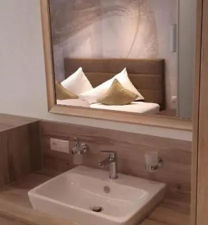 St-leonhard Szálloda 3*