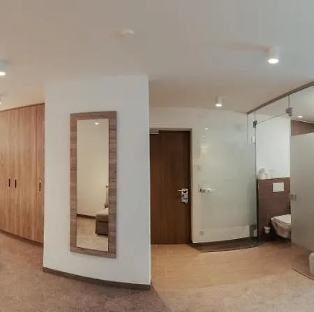 St-leonhard Hotel